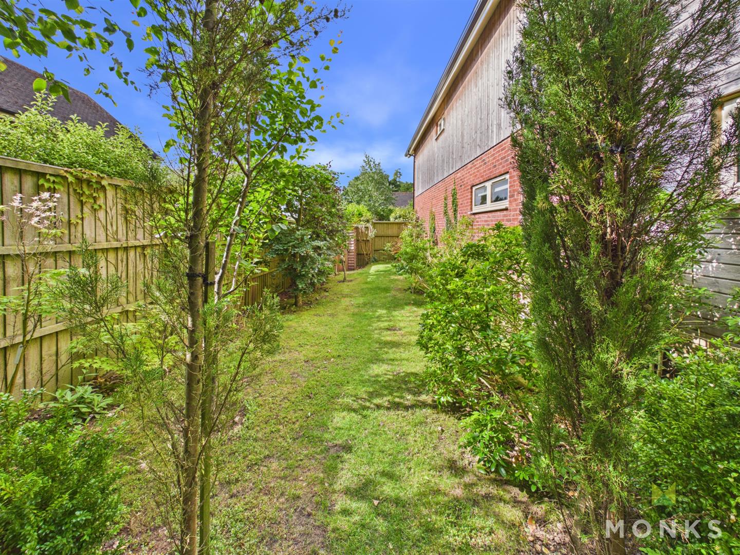 10 The Pines Lower Road, Shrewsbury, SY4 3RH For Sale